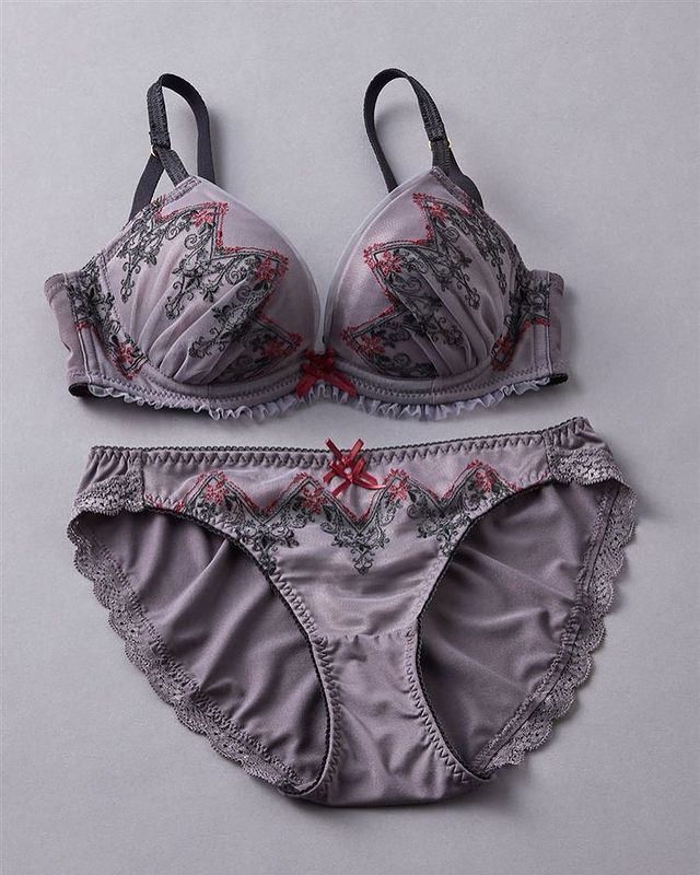 Combo Of 8 Bra & panties Set | BP-01