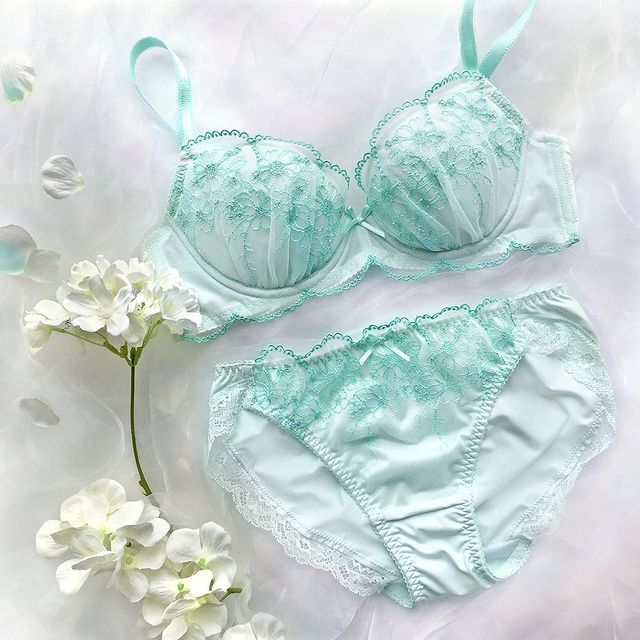 Combo Of 8 Bra & panties Set | BP-06
